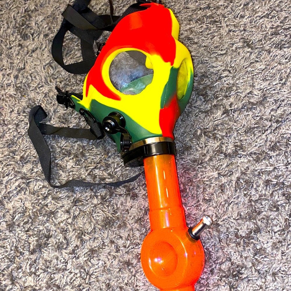 Gas mask